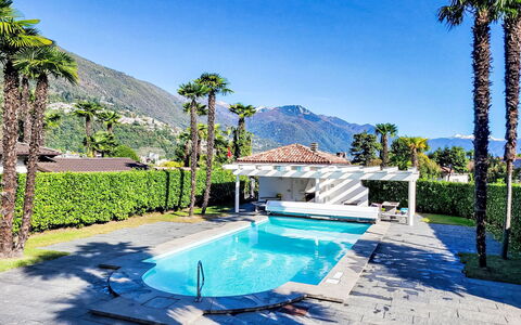 Collina Verde B: Bleu, Piscine, Recours, Eco Hôtel, Loisir, Ombre, Mobilier De Jardin, Villa, Hôtel