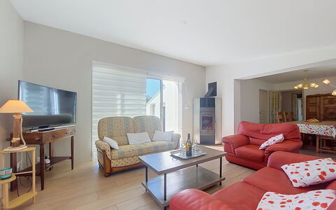Sables Blancs: Meubles, Sol, Canapé, Sol, Design Intérieur, Bois, Plafond, Salon, Pièce, Domicile