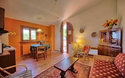 Belvedere: Pièce, Propriété, Bâtiment, Design Intérieur, Meubles, Maison, Immobilier, Salon, Table, Sol