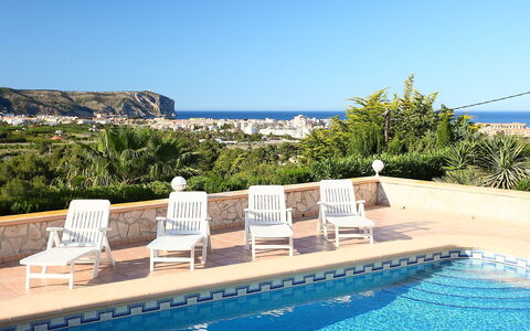 Sara: Piscine, Propriété, Immobilier, Recours, Bleu Azur, Maison, Biens, Bâtiment, Vacances, Villa