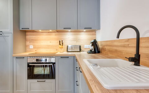 Lacanau 190: Cabinetry, Propriété, Meubles, Evier, Bâtiment, Comptoir, Évier, Bois, Cuisine, Design Intérieur