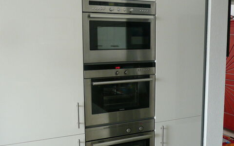 Promenade Wohnung 21: Four, Appareil De Cuisine, Propriété, Électroménager, Four Micro-Onde, Pièce, Principaux Appliance, Meubles, Machine