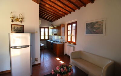 Lo Scirocco: Pièce, Propriété, Bâtiment, Meubles, Maison, Plafond, Design Intérieur, Salon, Sol, Immobilier