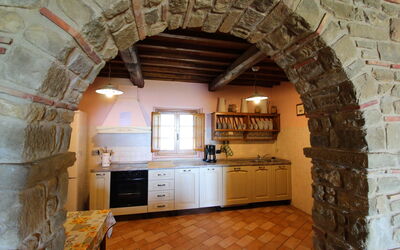 Albanella: Cabinetry, Comptoir, Bâtiment, Meubles, Cuisine, Bois, Brique, Tiroir, Design Intérieur, Brickwork