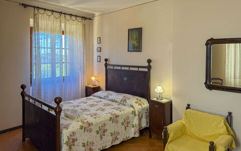 Villa Verniana: Meubles, Lit, Chambre, Design Intérieur, Drap De Lit, Literie, Sol, Sol, Pièce, Bois