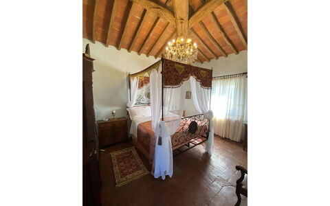 Villa Cecilia: Meubles, Design Intérieur, Plafond, Chambre, Éclairage, Lit, Sol, Cadre De Lit, Sol, Lit À Baldaquin