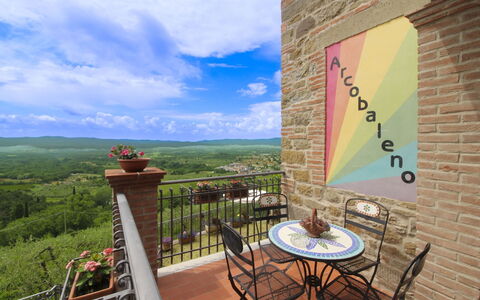 Agriturismo Arcobaleno: Chaise, Balcon, Plante D'Appartement, Villa, Hacienda