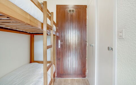 La Dune: Propriété, Bâtiment, Bois, Confort, Design Intérieur, Sol, Tache De Bois, Sol, Maison