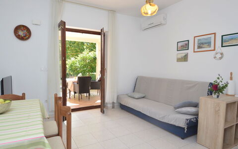 Neda: Ciel, L'Eau, Nuage, Plage, Parapluie, Mobilier De Jardin, Ombre, Cotiers Et Relief Océaniques
