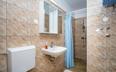 Logement:&nbsp;Hilde Red 101.7