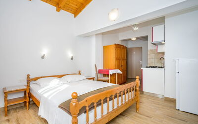 Logement:&nbsp;Hilde Red 101.10