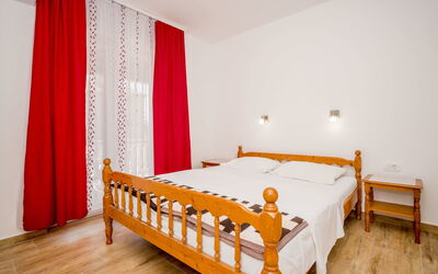 Logement:&nbsp;Hilde Red 101.7