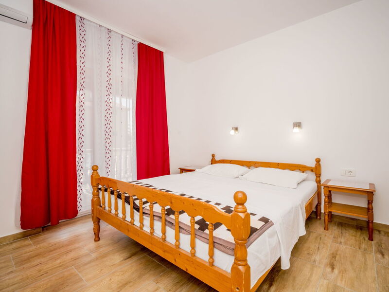 Logement:&nbsp;Hilde Red 101.7