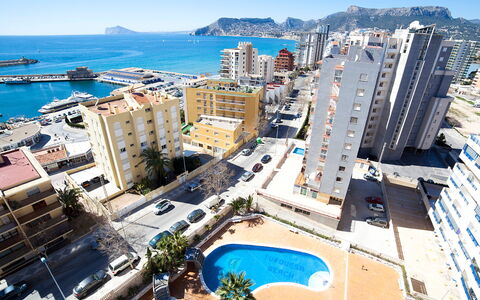 Turquesa Beach 03: Ciel, L'Eau, Bâtiment, Propriété, Bleu, Bleu Azur, Fenêtre, Design Urbain, Arbre, Condominium