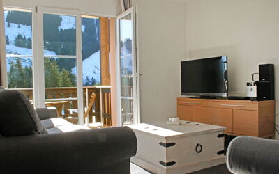 Andromède 3-Pièces A34 400.3: Meubles, Confort, Cabinetry, Télévision, Bâtiment, Table, Plante, Design Intérieur, Bois, Salon