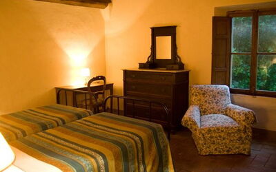 twin bedroom