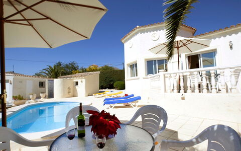 Ingy: Propriété, Bâtiment, Vacances, Maison, Immobilier, Piscine, Bleu Azur, Appartement, Villa, Recours