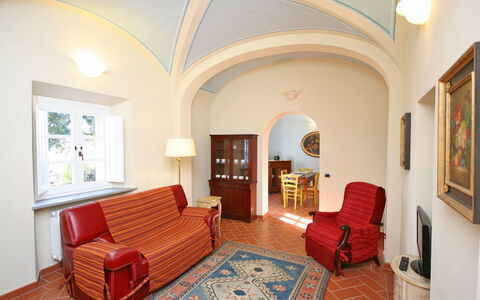 Dante: Pièce, Propriété, Meubles, Bâtiment, Design Intérieur, Salon, Immobilier, Maison, Architecture, Plafond