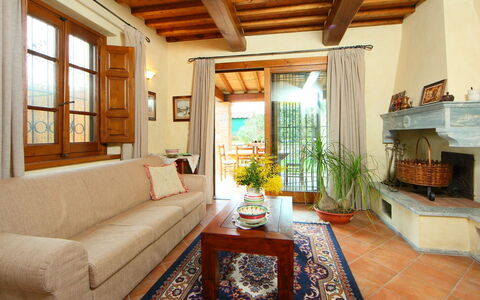 Il Girasole: Pièce, Salon, Propriété, Plafond, Design Intérieur, Meubles, Bâtiment, Immobilier, Maison, Domicile