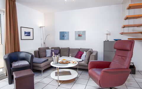 Richtpfad: Meubles, Design Intérieur, Sol, Canapé, Salon, Sol, Pièce, Chaise, Appartement, Plafond