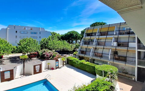 Les Terrasses du Ponant: Appartement, Condominium, Ombre, Aménagement Paysager, Recours, Hôtel, Balcon