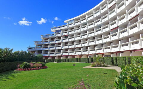 Jardins D'Ulysse Ii: Propriété, Bâtiment, Architecture, Condominium, Appartement, Zone Résidentielle, Immobilier, Usage Mixte, Zone Métropolitaine, Maison