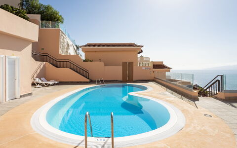 Buenavista: Ciel, L'Eau, Bleu Azur, Ombre, Station Balnéaire, Bâtiment, Piscine, Loisir, Composite, Design Urbain