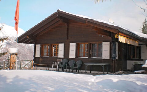 Himmulriich: Ciel, Fenêtre, Neige, Bâtiment, Ombre, Chalet, Arbre, Bois, Maison, Porte