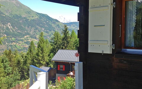 Himmulriich: Propriété, Maison, Pièce, Bâtiment, Domicile, Immobilier, Chalet, Montagne, Architecture, Fenêtre