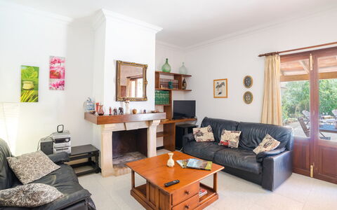 Sanso: Meubles, Table, Canapé, Propriété, Cadre, Plante D'Appartement, Fenêtre, Orange, Confort, Design Intérieur