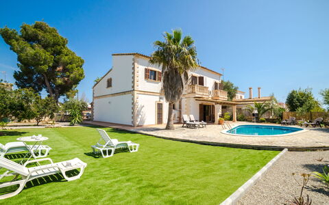 Sanso: Ciel, Plante, Bâtiment, Arbre, Mobilier De Jardin, Maison, Paysage Naturel, Herbe, Chalet, Design Urbain