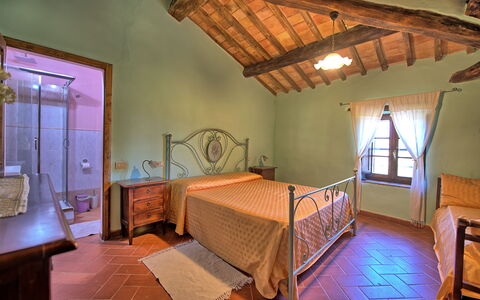 Cerretalta: Pièce, Propriété, Chambre, Meubles, Lit, Bâtiment, Maison, Design Intérieur, Plafond, Immobilier