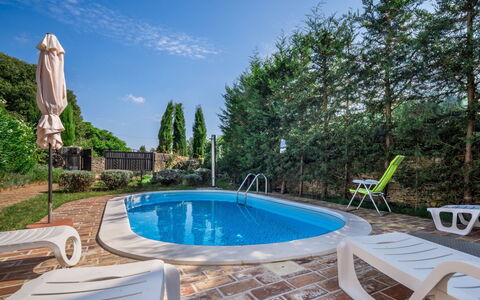 Ivanka: Piscine, Propriété, Immobilier, Bâtiment, Biens, Vacances, L'Eau, Maison, Domicile, Arbre