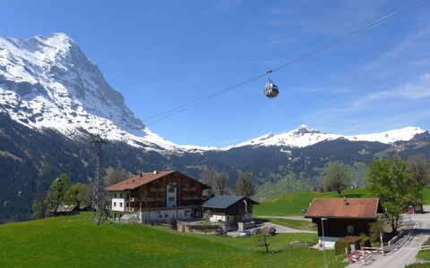 Firstsunne: Montagnes Relief, Montagne, Chaîne De Montagnes, Téléphérique, Ciel, Station De Montagne, Alpes, Village De Montagne, Montagnes, Vallée