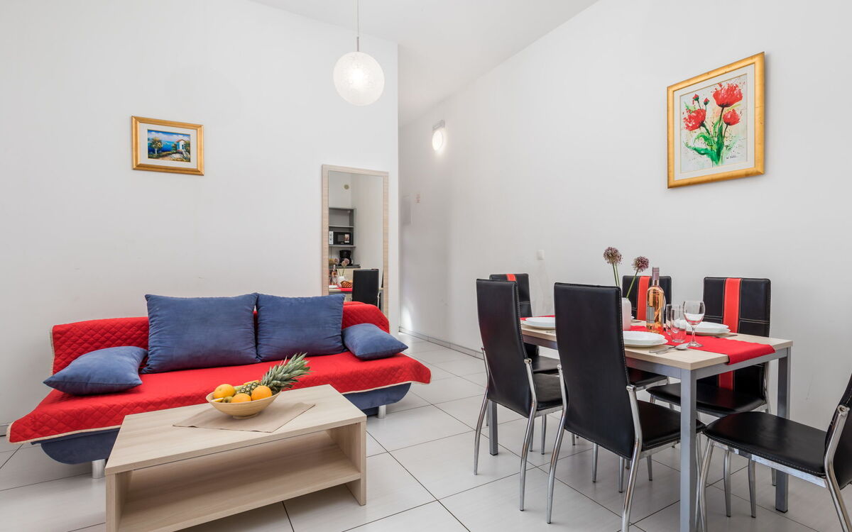Logement:&nbsp;Tea 100.6