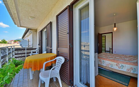 Andrijana: Propriété, Pièce, Bâtiment, Maison, Immobilier, Meubles, Design Intérieur, Architecture, Domicile, Balcon