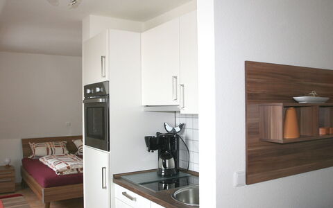 Kamelienweg: Pièce, Propriété, Meubles, Design Intérieur, Sol, Maison, Bâtiment, Cabinetry, Plafond, Comptoir