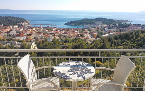 Makarska 592: Propriété, Tourisme, Bâtiment, Immobilier, Vacances, Maison, Appartement, Ville, Montagne, Hôtel