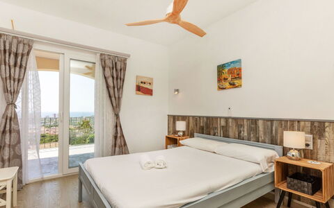 Playa de Aro 511: Meubles, Bois, Design Intérieur, Chambre, Lit, Sol, Sol, Appartement, Domicile, Literie