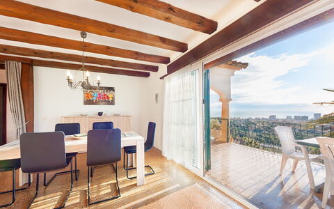 Playa de Aro 511: Propriété, Bâtiment, Pièce, Immobilier, Maison, Design Intérieur, Meubles, Domicile, Plafond, Appartement
