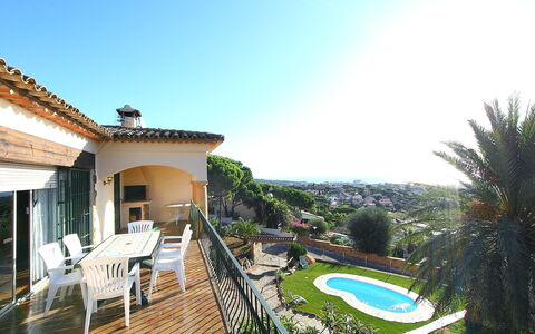 Playa de Aro 511: Propriété, Bâtiment, Maison, Immobilier, Villa, Recours, Biens, Domicile, Piscine, Appartement
