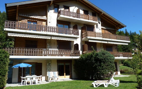 Roc Lyv: Maison, Propriété, Bâtiment, Domicile, Immobilier, Architecture, Villa, Appartement, Façade, Biens