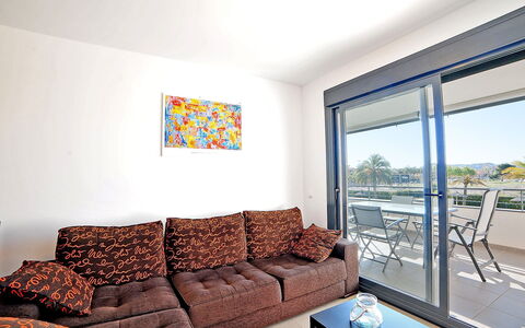 Isleta Marina: Pièce, Meubles, Salon, Propriété, Design Intérieur, Plafond, Bâtiment, Sol, Jaune, Immobilier