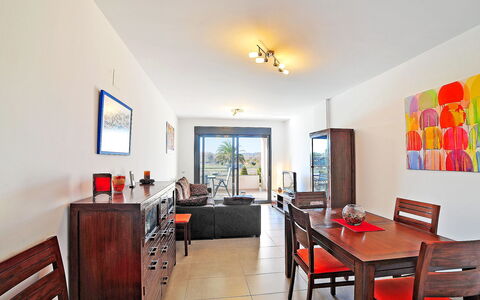 Isleta Marina: Pièce, Propriété, Design Intérieur, Meubles, Bâtiment, Immobilier, Sol, Plafond, Table, Maison