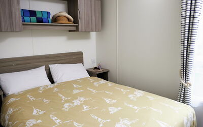 The Orchards 900.4: Chambre, Lit, Meubles, Pièce, Drap De Lit, Propriété, Literie, Cadre De Lit, Matelas, Design Intérieur