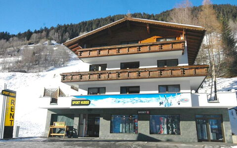 Erika: Propriété, Bâtiment, Maison, Transport, Neige, L'Hiver, Immobilier, Hôtel, Ciel, Architecture