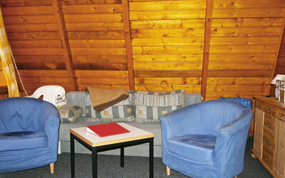 Logement:&nbsp;Nepumuk 100.1