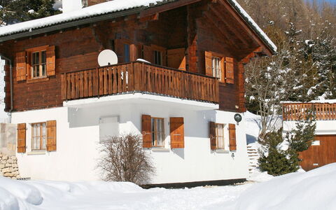 Mountain View: Propriété, Maison, Neige, L'Hiver, Domicile, Bâtiment, Immobilier, Chalet, Arbre, Toit