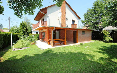 Brico: Maison, Propriété, Domicile, Immobilier, Bâtiment, Cour, Chalet, Herbe, Architecture, Arrière-Cour