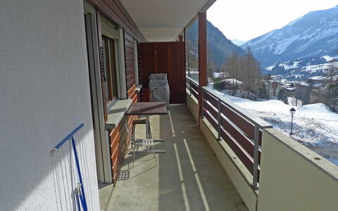 Orion: Propriété, Maison, Bâtiment, Balcon, Balustrade, Immobilier, Architecture, Pièce, Appartement, Fenêtre